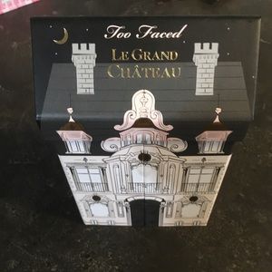 Too Faced Le Grand Chateau Hotel